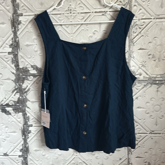 New linen blend navy tank - Picture 5 of 6